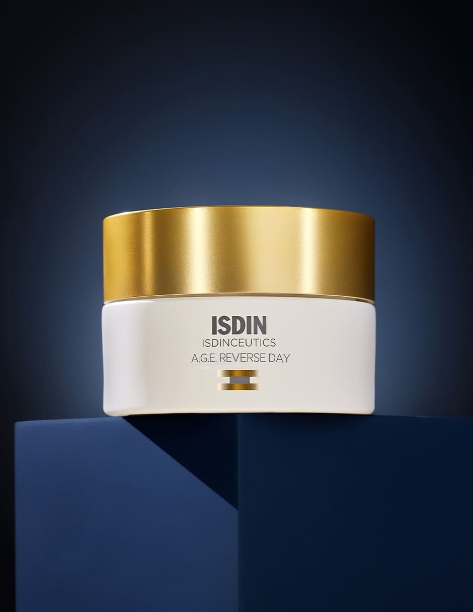 Crema facial recomendada para prevenir signos de la edad de día  para todo tipo piel 4