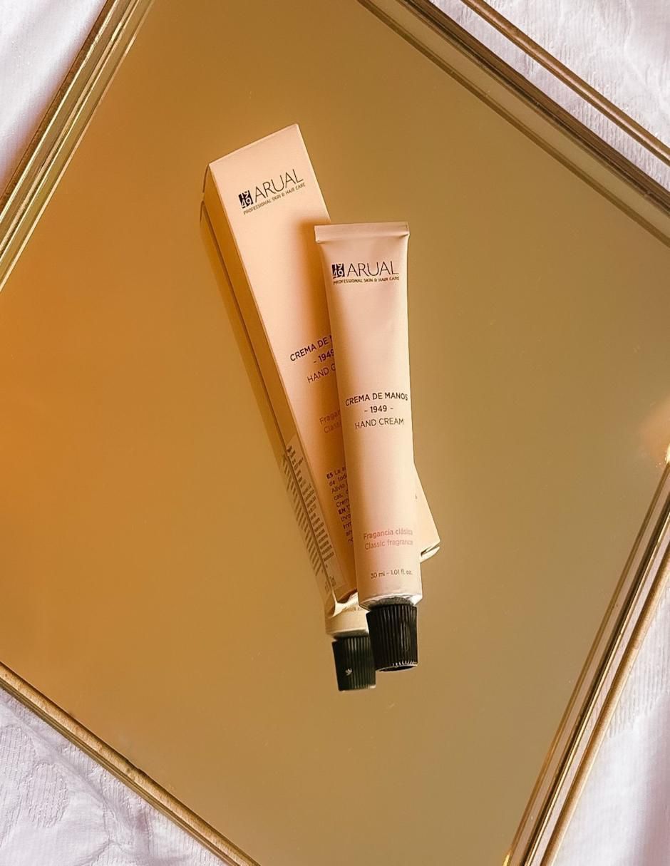 Crema para manos recomendada para hidratar de día y noche para todo tipo piel