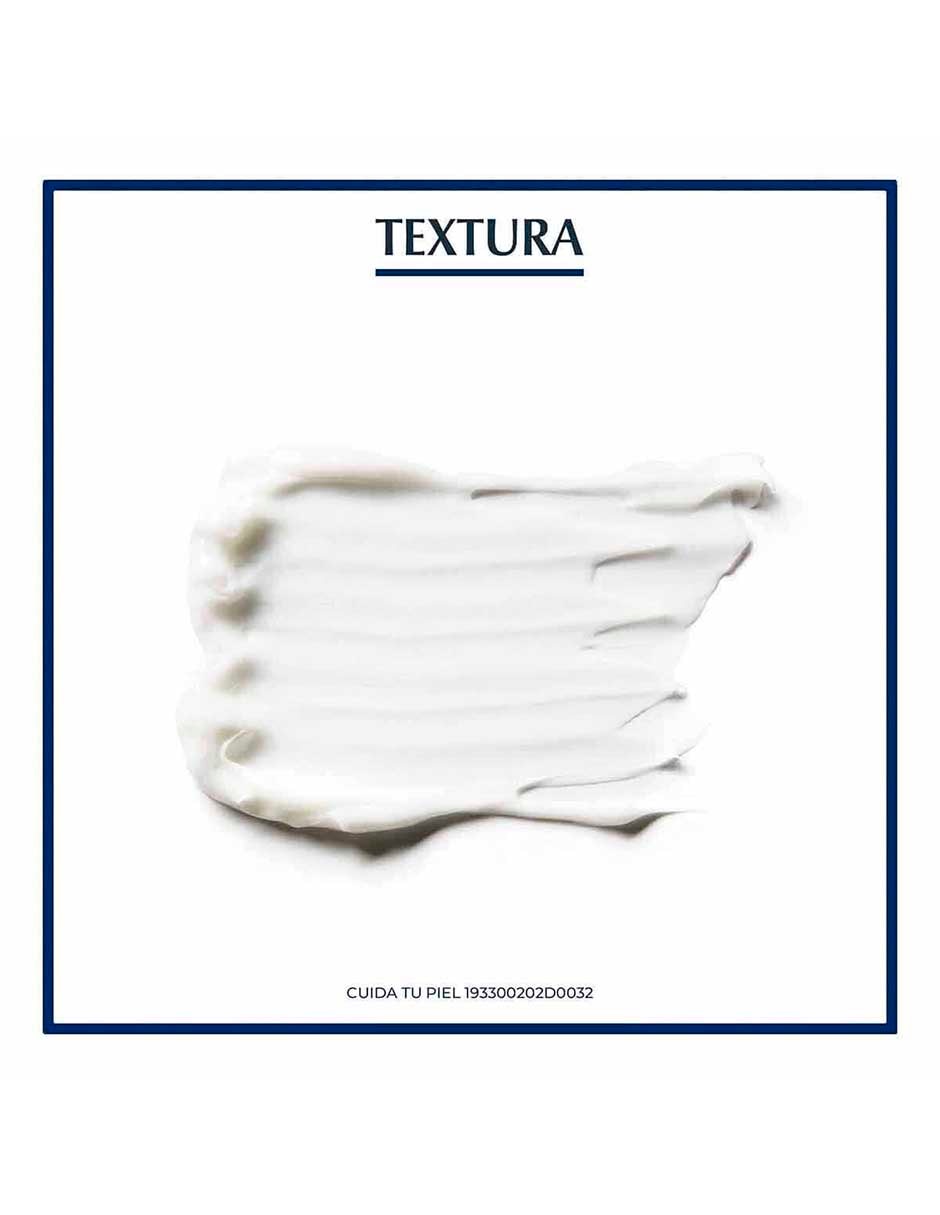 Crema para cuerpo recomendada para hidratar día y noche Urea Repair para piel seca 13