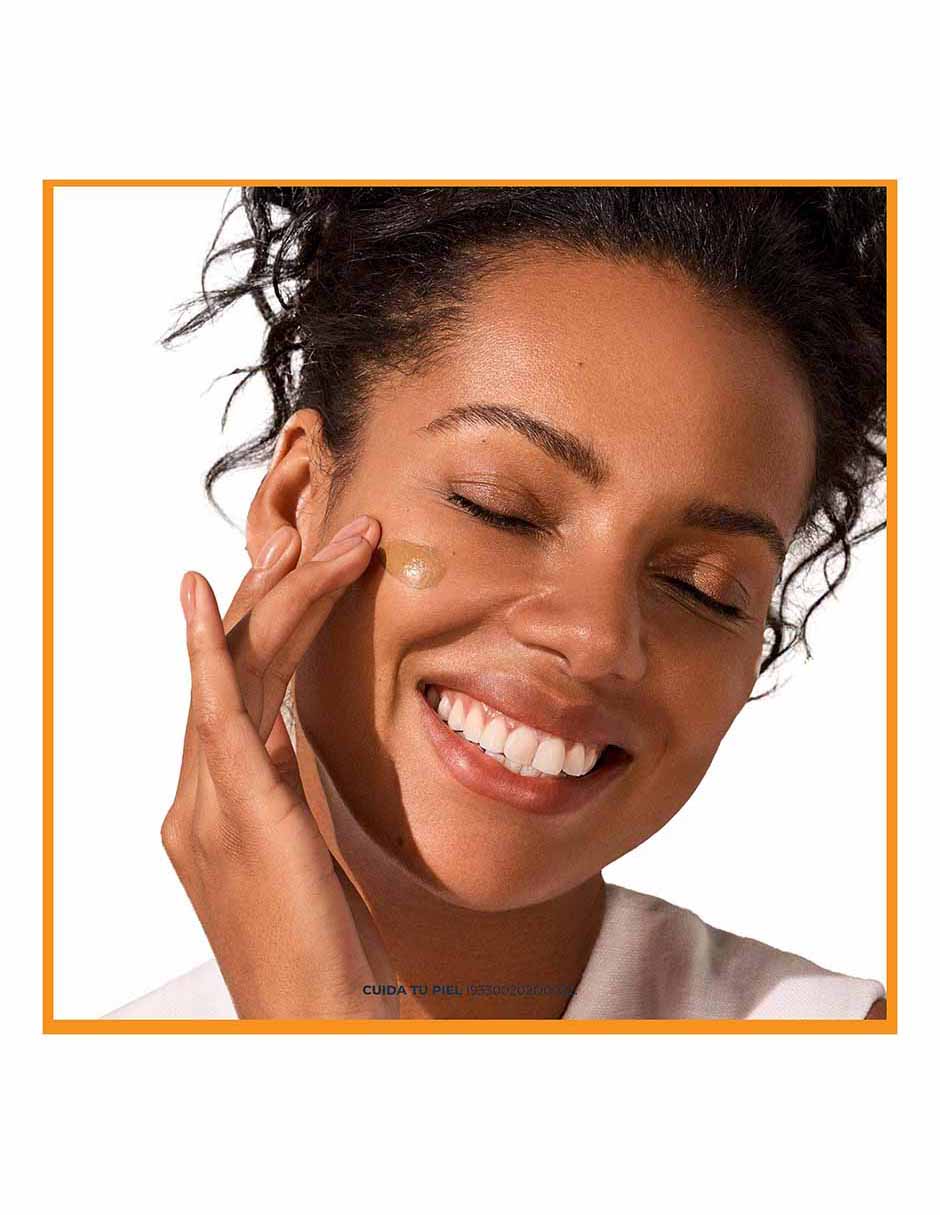 Tratamiento facial Hydrofluid Eucerin Sun para eliminar el brillo