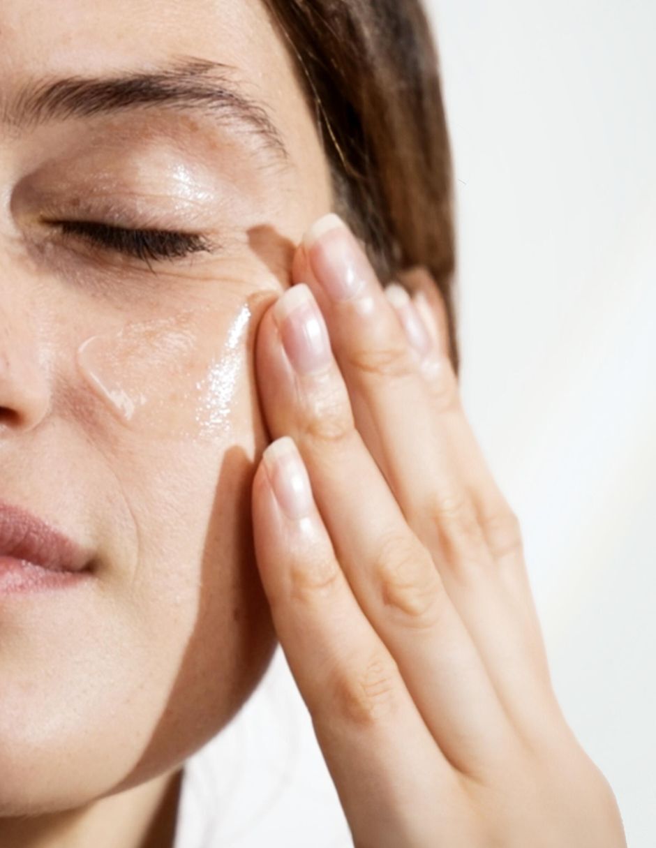 Crema para cuerpo recomendada para reparar de día y noche para todo tipo piel 4