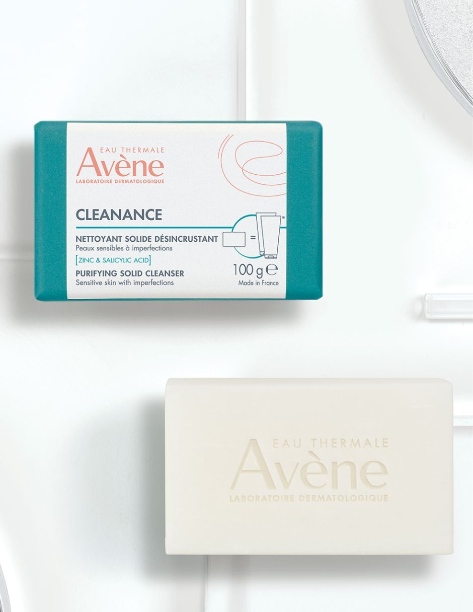 Limpiador facial Cleanance barra exfoliante facial sin jabón piel grasa 100 g Avène para acné 1