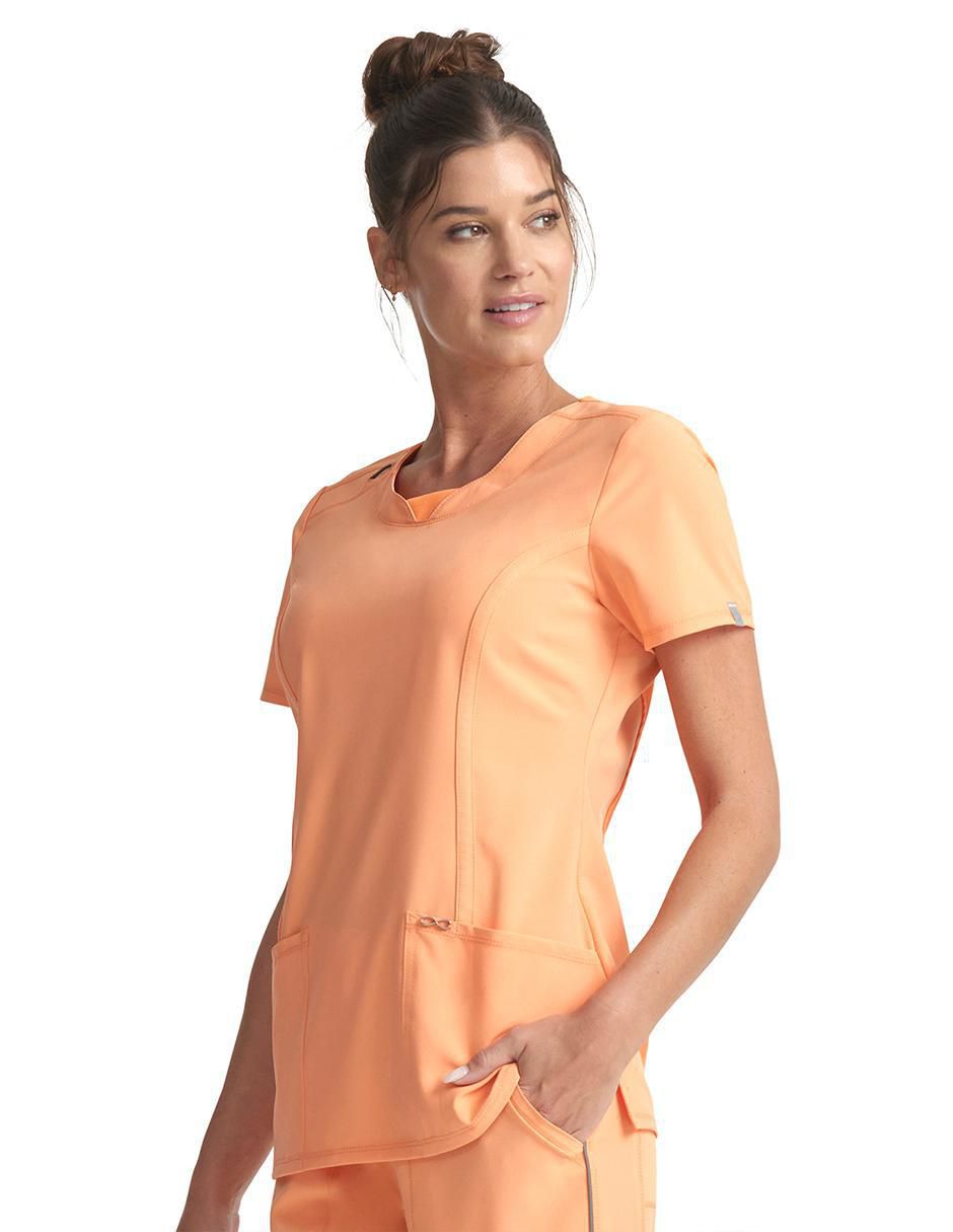 Uniforme para mujer 5