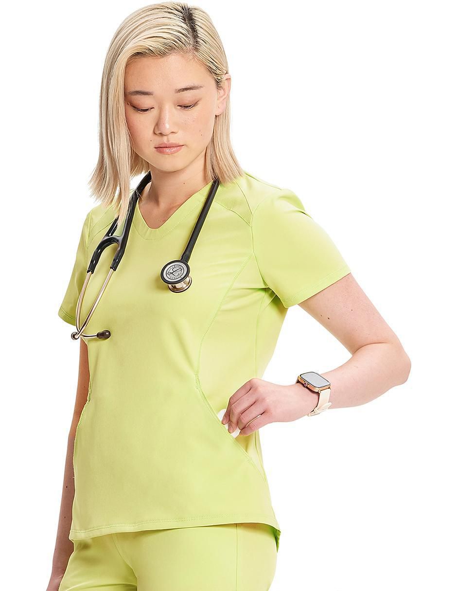 Pijama quirúrgica estilo regular para mujer 4
