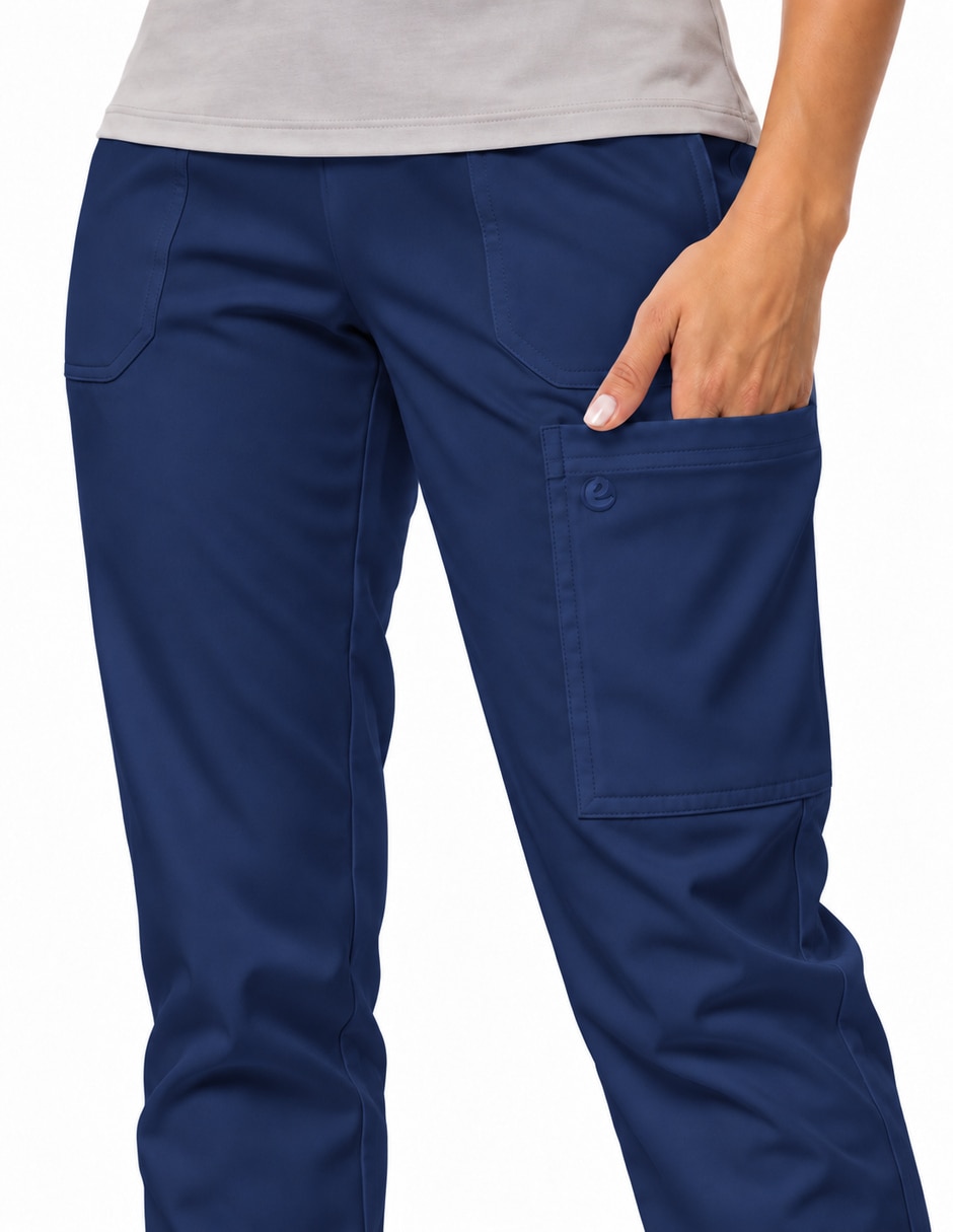 Pantalón quirúrgico estilo regular para mujer 10